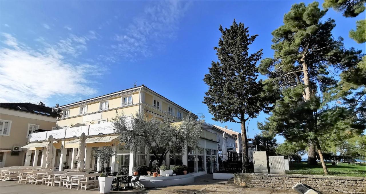 Lora Deluxe Superior 5 Star Apartment, Your Piece Of Heaven By The Sea & Park With Sea & Park View Novigrad Istria Extérieur photo